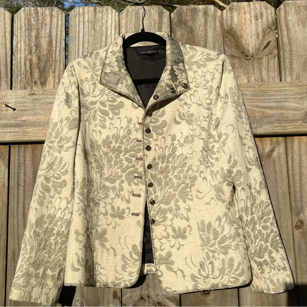 Tahari Cream Floral Women's Brocade Jacket size 10 - Picture 1 of 12